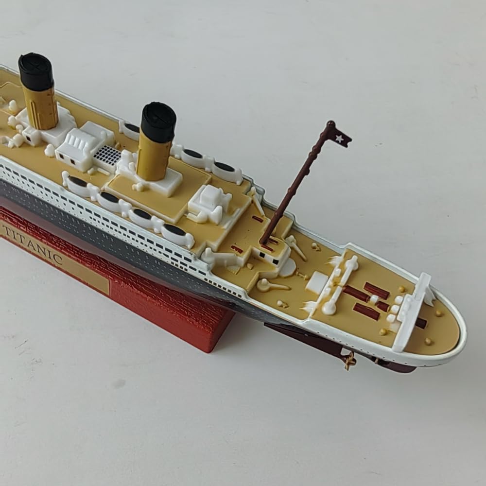 Amazon.co.jp: 1/1250ノルマンディー船モデル合金の高級クルーズ船