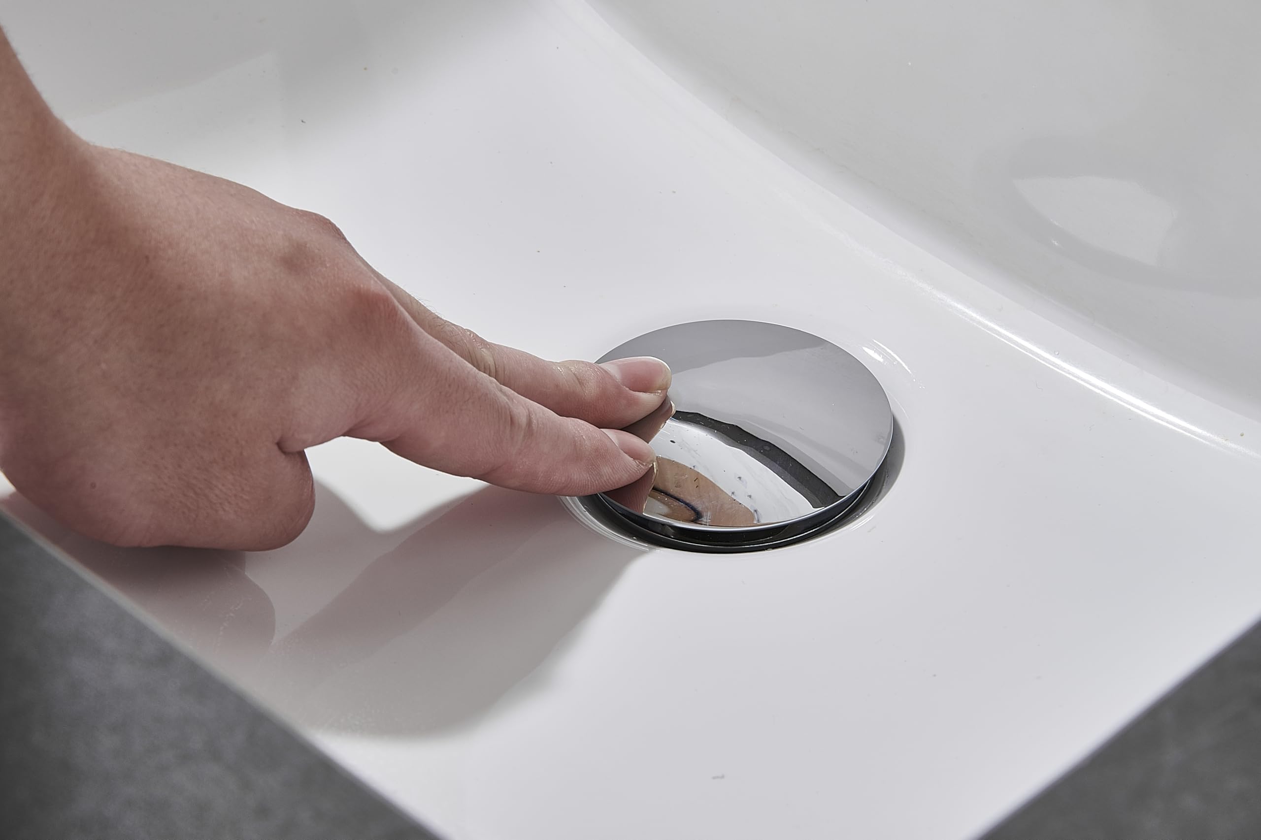 AVSIILE Siphon d'évier de salle de bain chromé avec trop-plein pour trou d'évier de 4,1 à 4,8 cm, entièrement en laiton antirouille et acier inoxydable 304