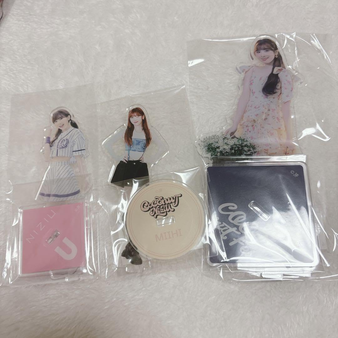 NiziU ミイヒ アクスタ Amazon.co.jp: NiziU ミイヒ グッズ アクリルスタンド
