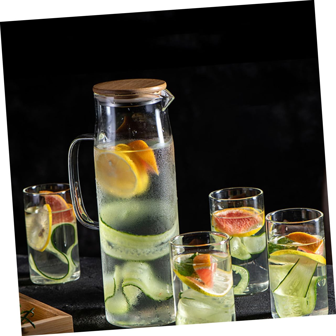 Jarra de Agua Fría de Vidrio de Borosilicato 1, 2 L Resistente al Calor | Gran Capacidad, Vidrio Grueso Antiexplosión, Tapa de Bambú, Apta para Bebidas Frías y Calientes