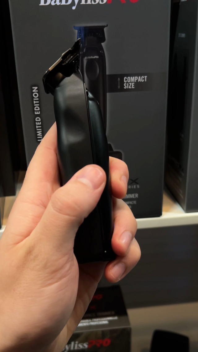 Image of BaBylissPRO High-Performance Compact LO-PROFX Shavers for Men