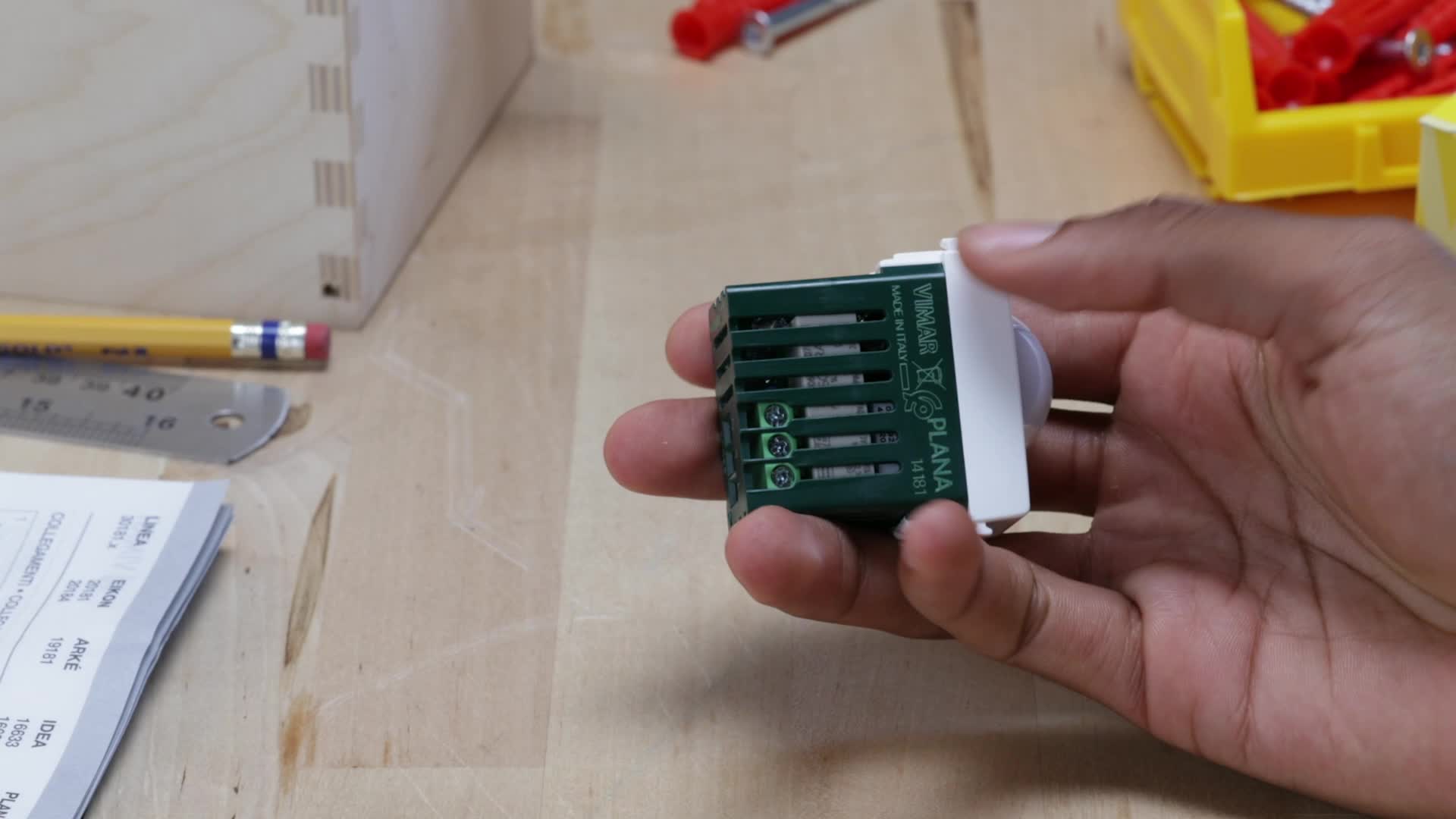 Sensore PIR Da Incasso 1 Modulo Per Vimar Plana – Rilevatore Movimento E Crepuscolare