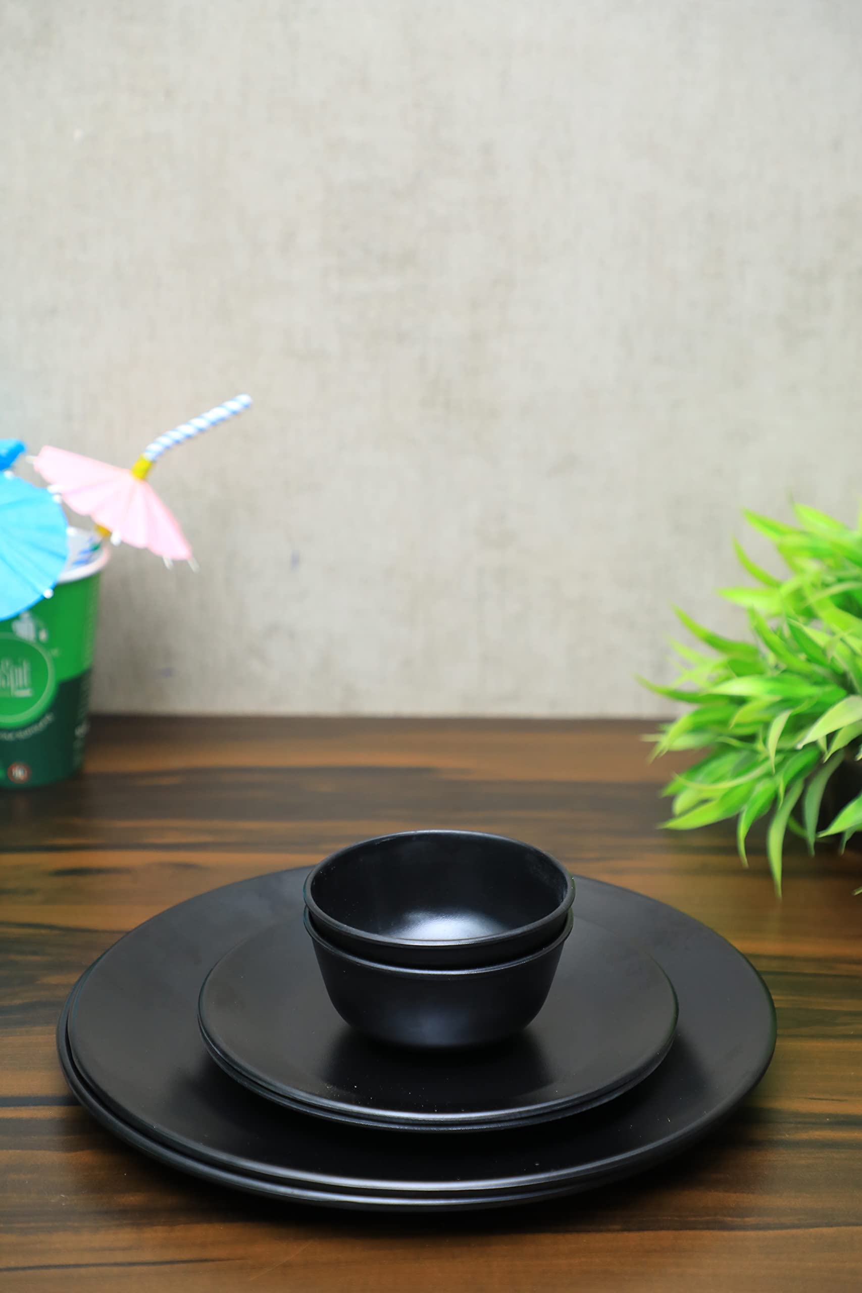 Greenland Black Melamine Dinner Set - 12 Piece -12 Greenland Black Melamine Dinner Set - 12 Piece -12