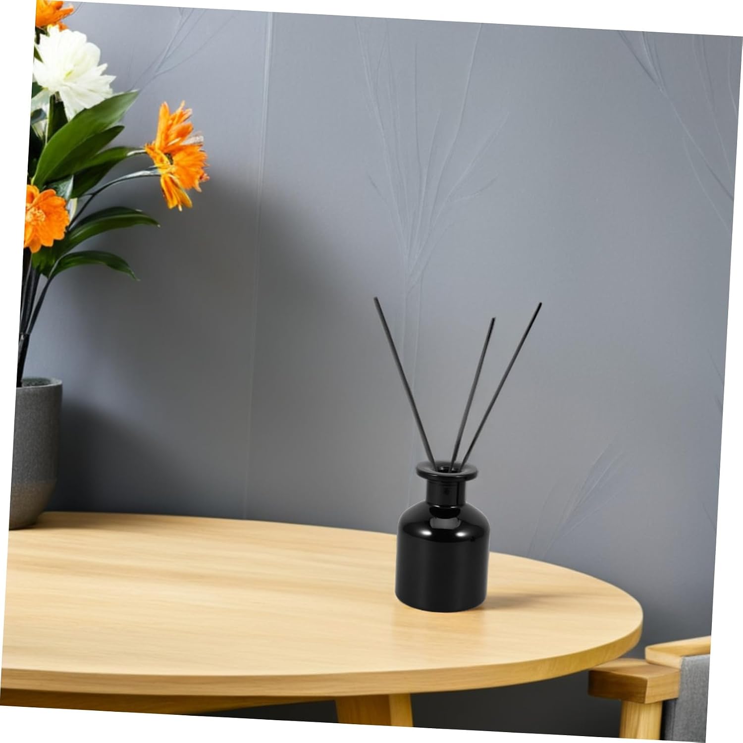 2pcs Glass Oil Diffuser Bottles 150ml Cylindrical Refillable Aromatherapy Diffuser Bottles for Car and DIY Projects