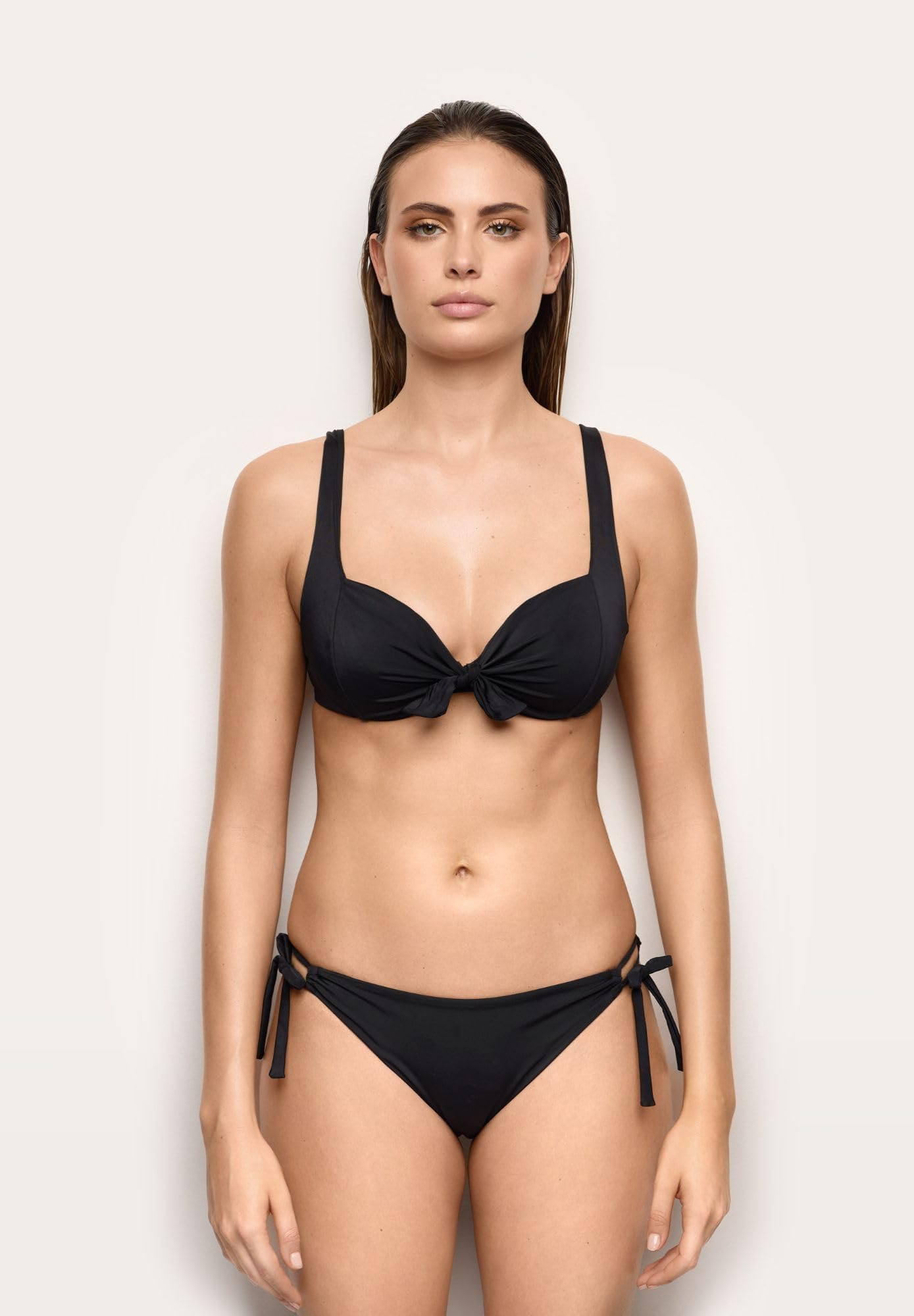 YAMAMAY - Bikini Parte Alta, Modello Balconcino con Ferretto, Donna, Essentials, Nero, monocromo