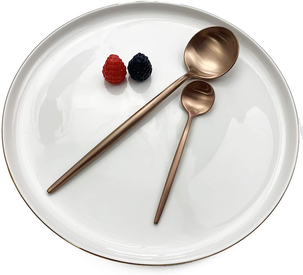 JASHII Luxury Matte Copper Flatware 20 Pieces 18/10 Stainless Steel Spoons and Forks Knife Set With Teaspoon Cake fork Silverware Set Gift Weddings, Housewarming.(Rose Gold)