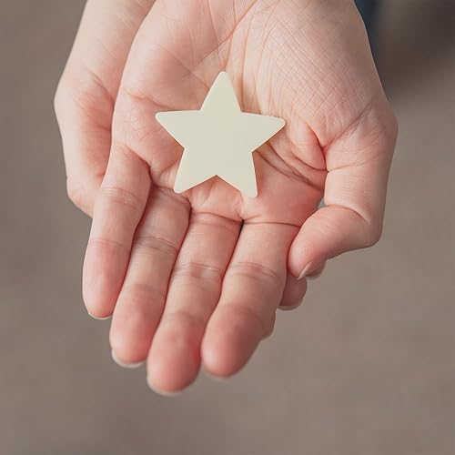 Miniatura 4 de Happy Hippo 111 estrellas que brillan en la oscuridad para techo con luna adicional (paquete de 111) rellenos de calcetines de Navidad para niños