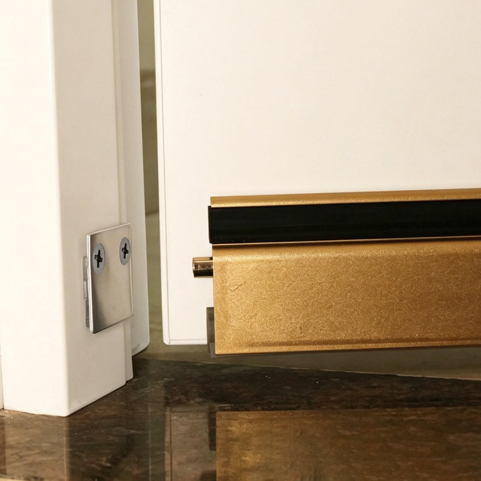 Paraspifferi Sottoporta Striscia di Tenuta Automatica a Scomparsa per La Parte Inferiore Della Porta, Blocca Luce, Guarnizione Tenuta Risparmio Energetico, Paraspifferi