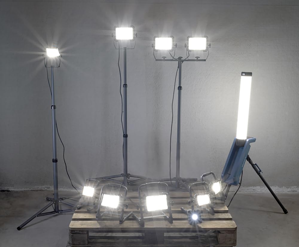 Projecteur tour LED de chantier filaire sur pied 70W, 3500 ou 7000 lm, IP65, IK07, 4000K, avec prise - Tibelec