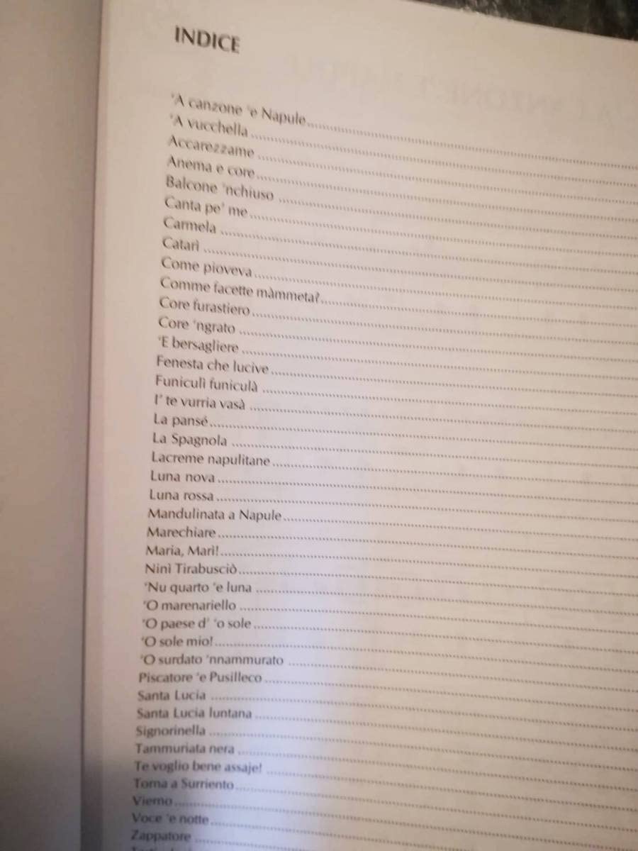 楽譜 ナポリ 40曲 NEAPOLITAN SONGSイタリア語 楽譜 ナポリ 40曲 NEAPOLITAN SONGSイタリア語 楽譜 ナポリ 40曲