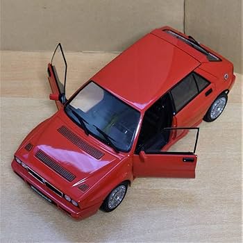 Solidoソリド　1/18メルセデスと ランチア デルタ 2台セット Amazon.co.jp: ソリド 1/18 ランチア デルタ HF インテグラーレ