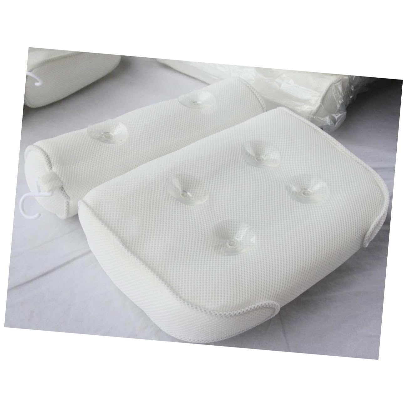 Cuscino da Bagno per Vasca Bianco in Rete 3d con 6 Ventose | Supporto per Collo e Schiena, Asciugatura Rapida e Anti-muffa, per Home Hot Tub