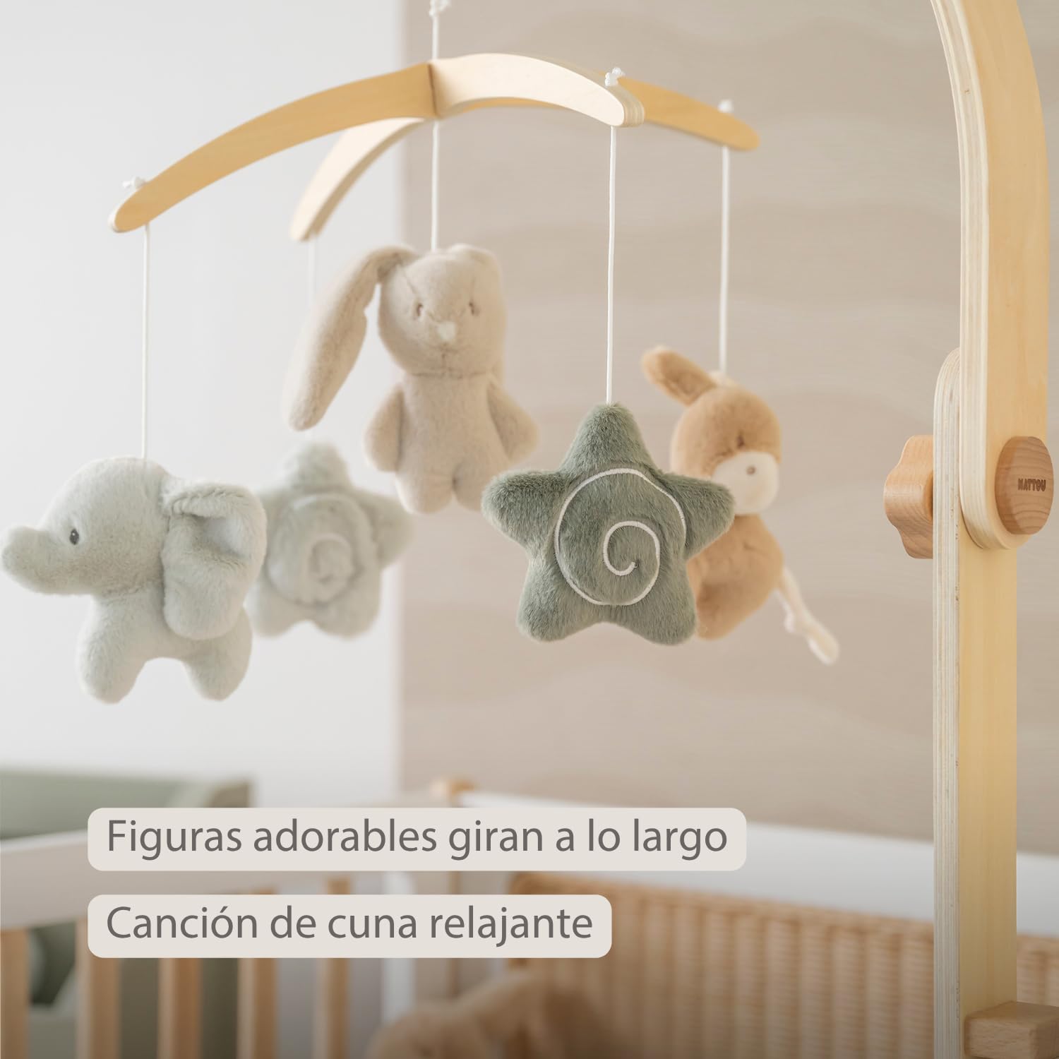 Nattou Loulou Móvil Musical de Madera para Bebé, Carrusel Cuna Bebe, Regalo para bebé, Regalo de Nacimiento, 50 x 40 x 74 cm, Colores Suaves, Verde, Beige, Ecru
