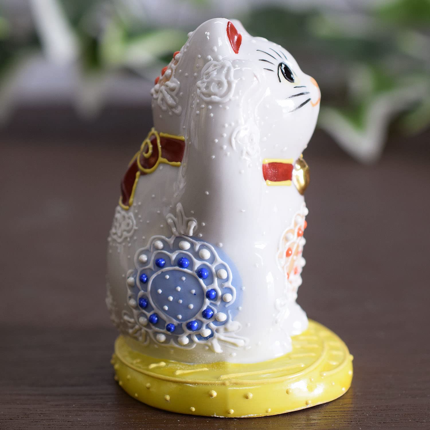 Amazon.co.jp: 九谷焼 右手 招き猫 金小判白盛 N-007F : ホーム