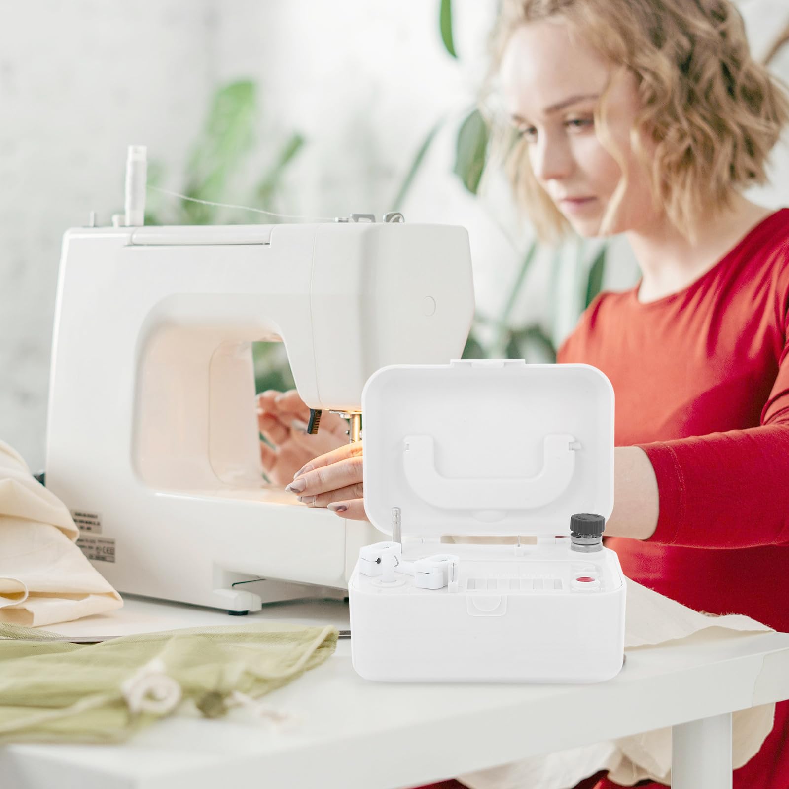 Bobinadora de Hilo Eléctrica Portátil para Crochet y Costura