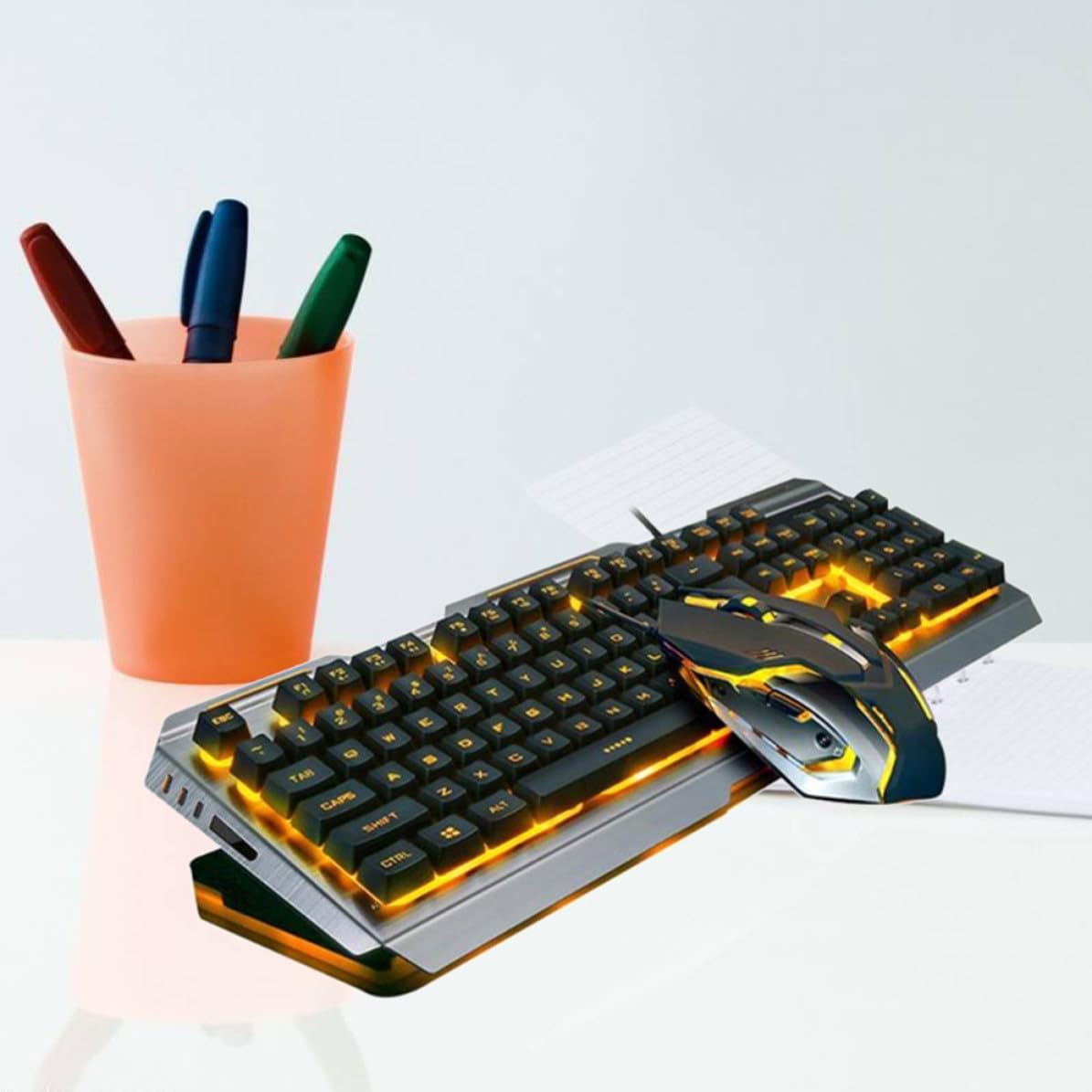 Levemolo Teclado Mecánico y Ratón para Juegos Diseño Retro, Botones Flotantes de Alta Elasticidad, Color Negro y Material Plástico Resistente para Uso Ergonómico
