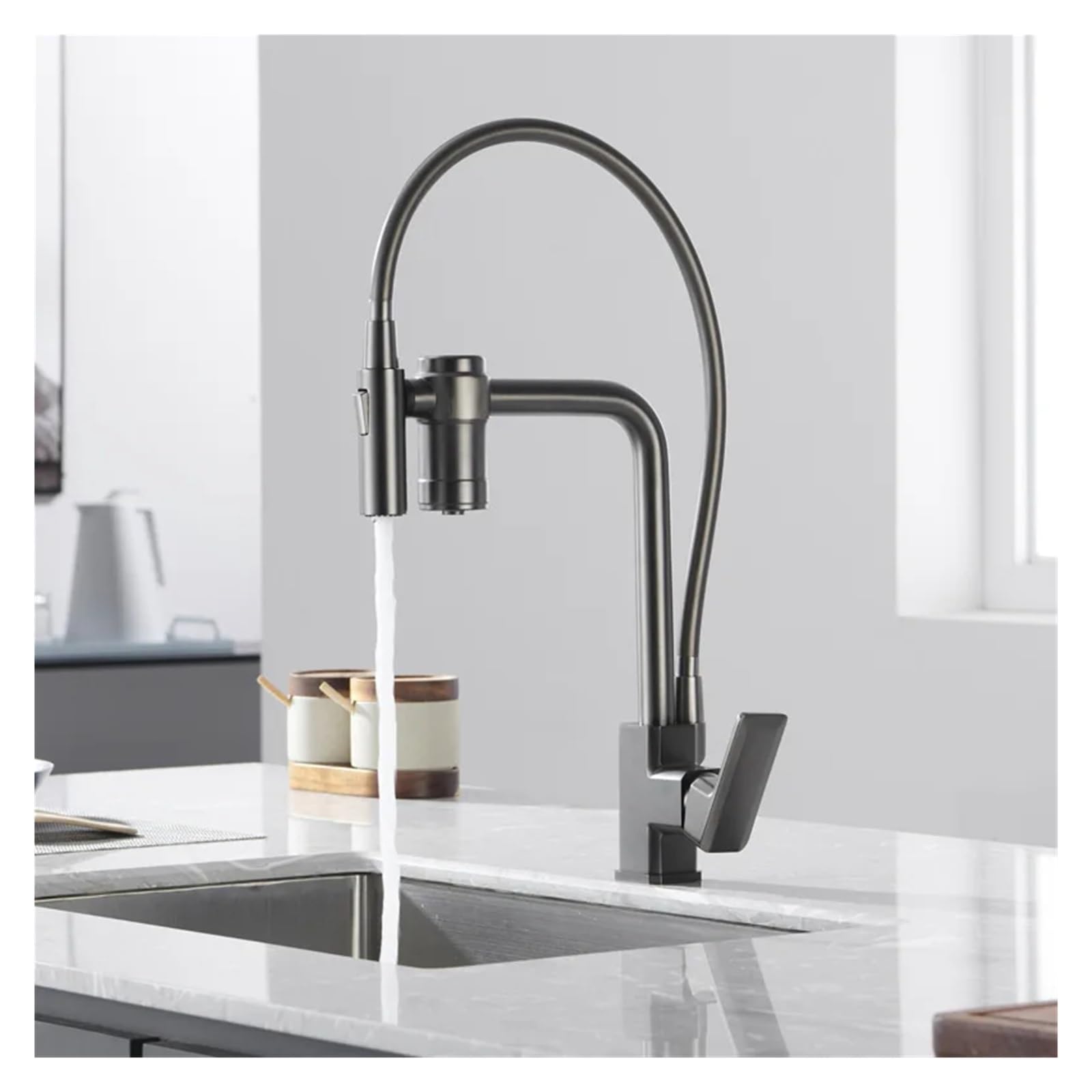 Robinet d'évier de cuisine laiton gris pistolet anti-traces élégant