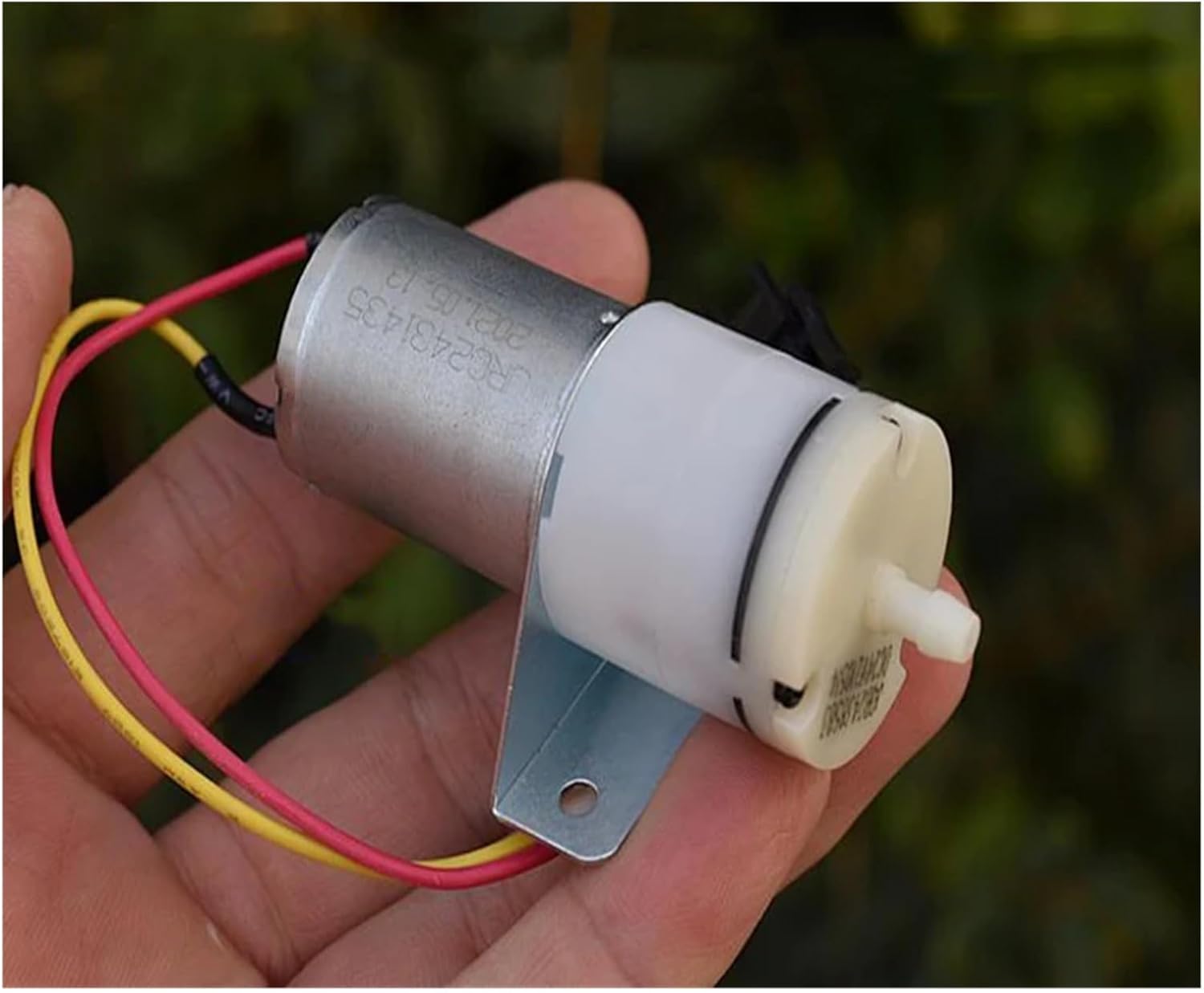 JQB2438 DC 24V 大流量 小型 370 電子スターター エアポンプ ダイヤフラムポンプ ブラケット付き DIY 水槽 水