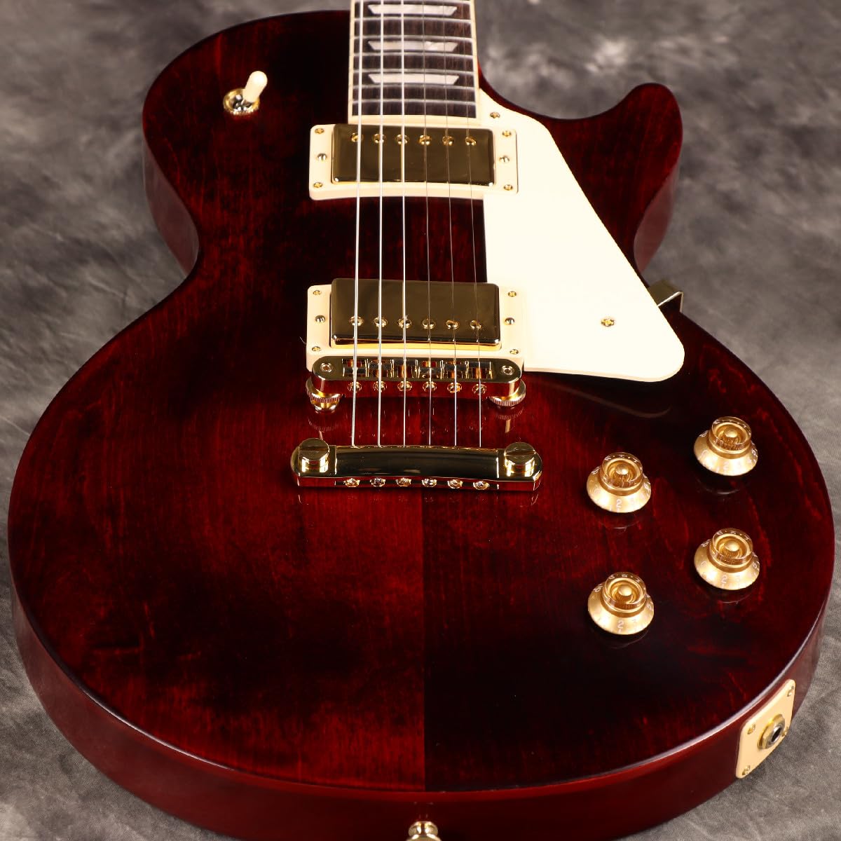 Amazon | Gibson USA/Exclusive Les Paul Studio with Gold