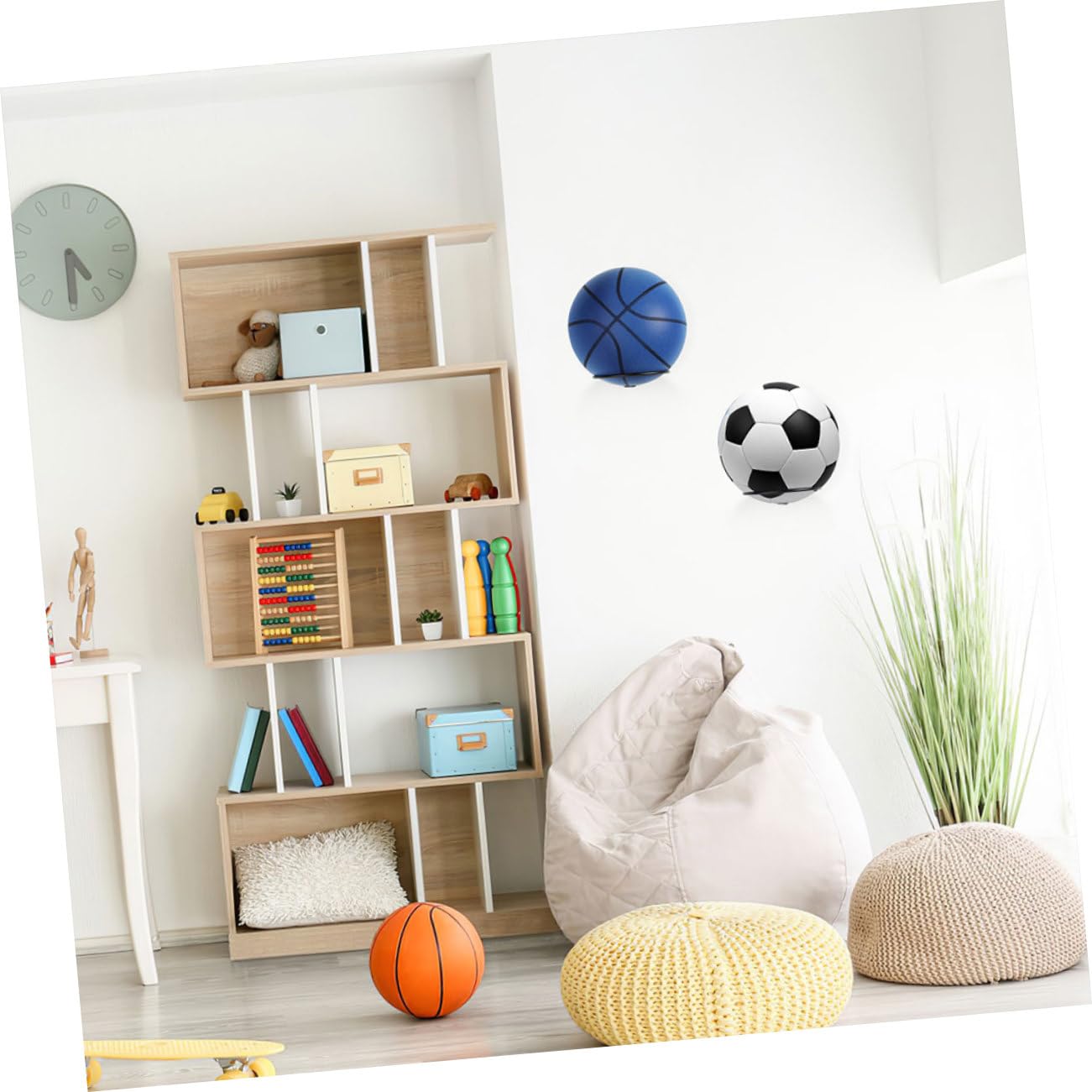 Yardwe Soporte De Pared para Balones De Baloncesto 8 Unidades Soporte para Balones Deportivos Expositor De Balones Soporte De Pared para Fútbol ​​Voleibol Rugby