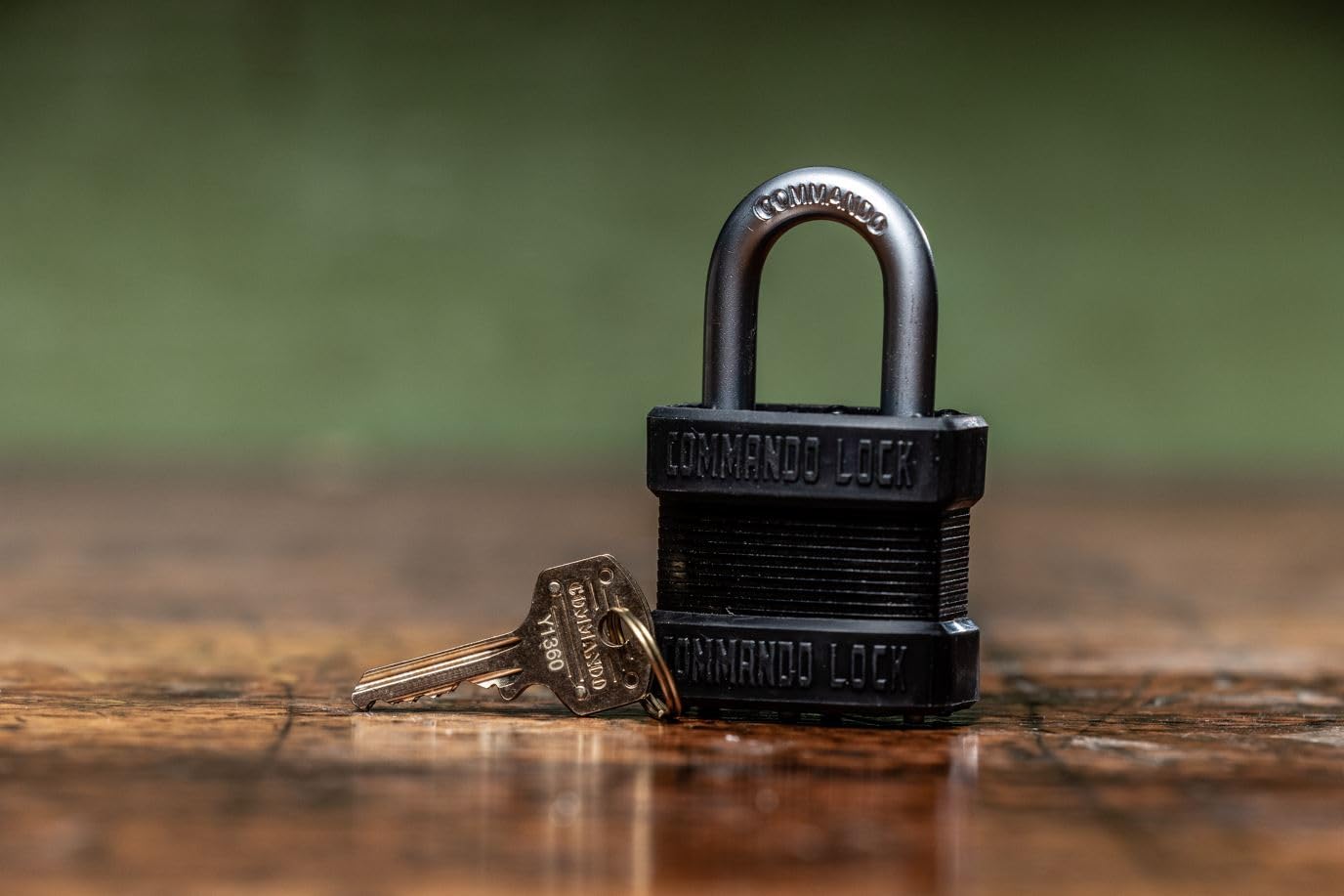 Commando Lock - Juego De 4 Candados Opacos De Acero De Alta Seguridad, Tecnología Anti-pick, Laminado Para Alta Resistencia A La Corrosión Y A La Intemperie