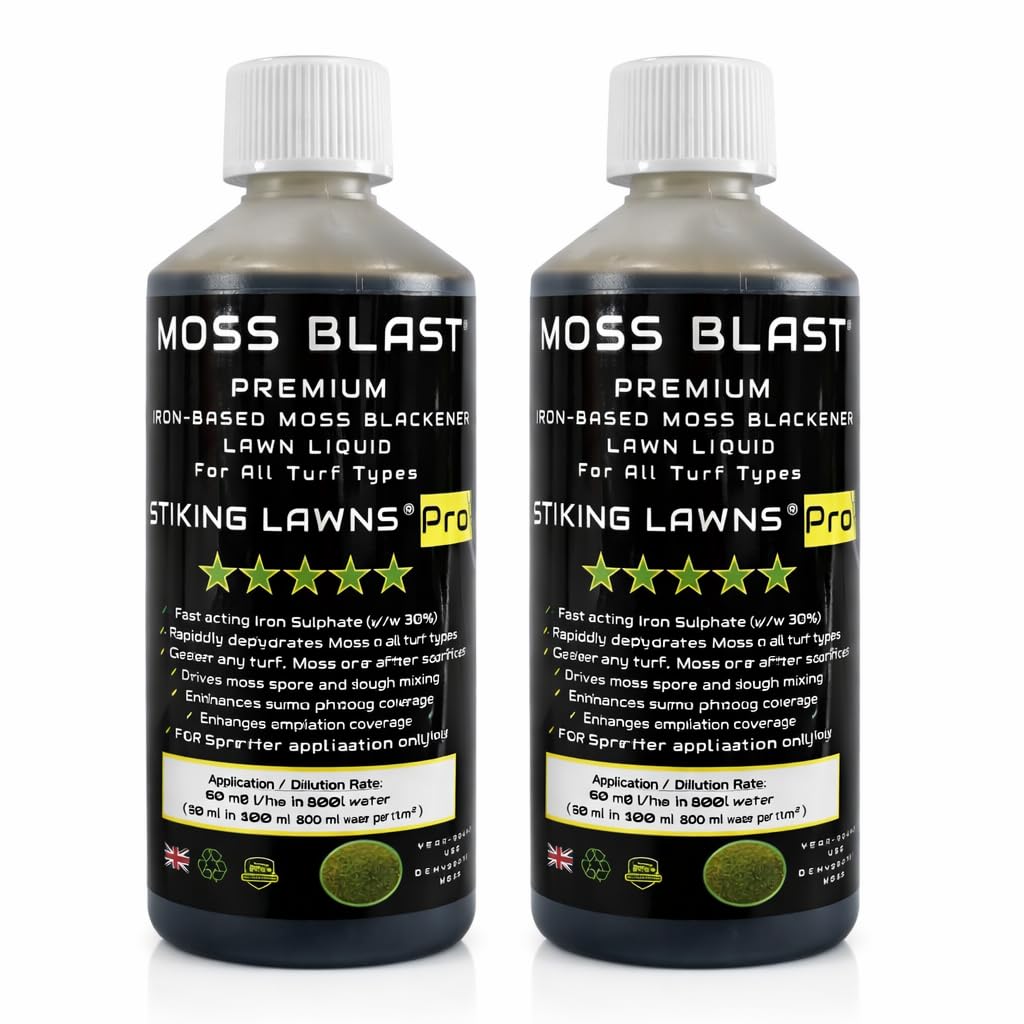 MOSS BLAST 250m² Fast-Acting Lawn Moss Killer by Striking Lawns – Iron Sulphate Liquid | Turns Black in Under 72 Hours | Spray Application | Pet Safe Once Dry (500m²)