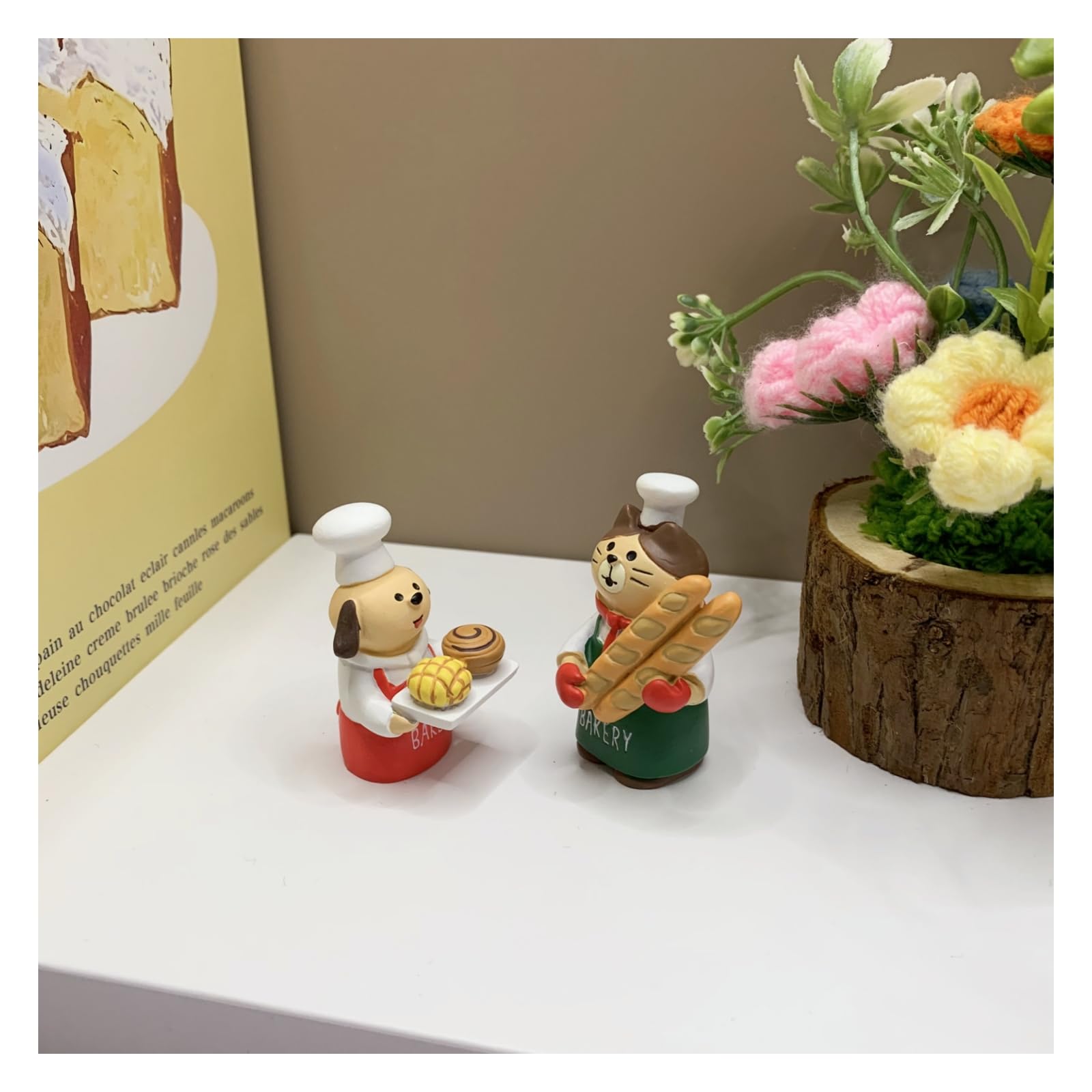 Amazon.com: ZNWSRY Miniature Dog Figurines - Cute Bakery Puppy