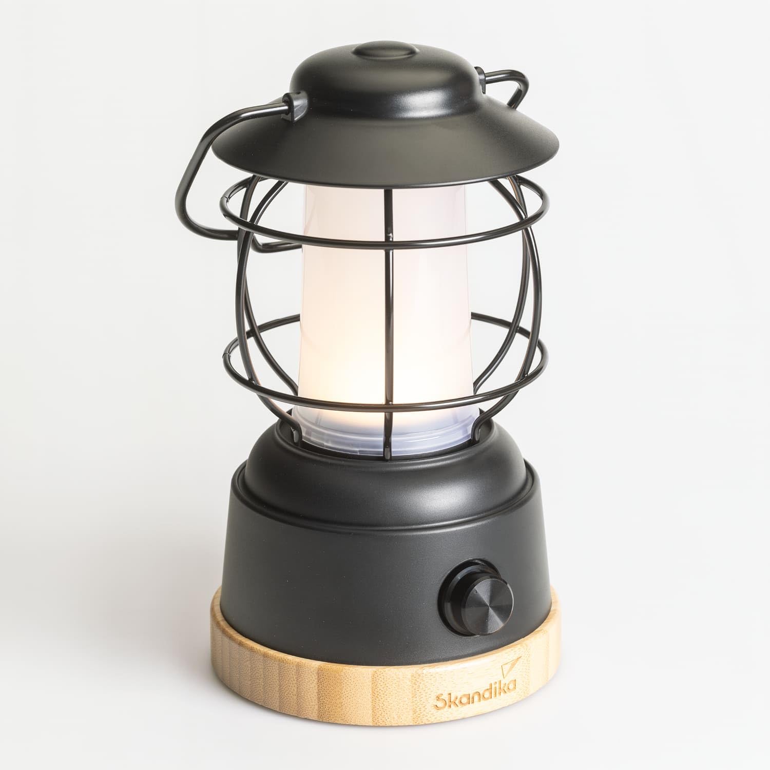 Skandika Lámpara LED Kiruna Jord | lámpara retro de camping para exteriores con power bank, regulable sin escalonamiento, sin cable, recargable, USB, estructura de acero, 200h de autonomía