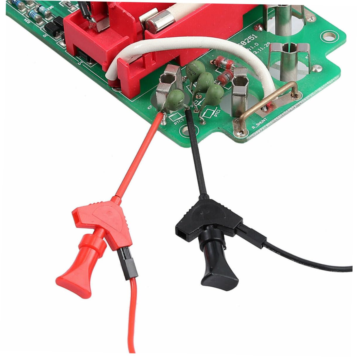 Kit Puntali Tester Multimetro con Clip a Molla e Sonda Test per Circuiti Elettrici Accessori Resistenti e Affidabili per Isolamento e Misure di Precisione