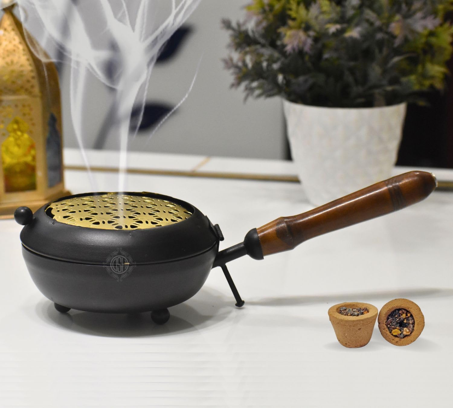 DSH CRAFTING YOUR CURIOSITY Metal Home Purifying Incense Burner, Sambrani Dhoop, Bakhoor Burner, Loban Burner with Wooden Handle for Home Office Temple Puja.