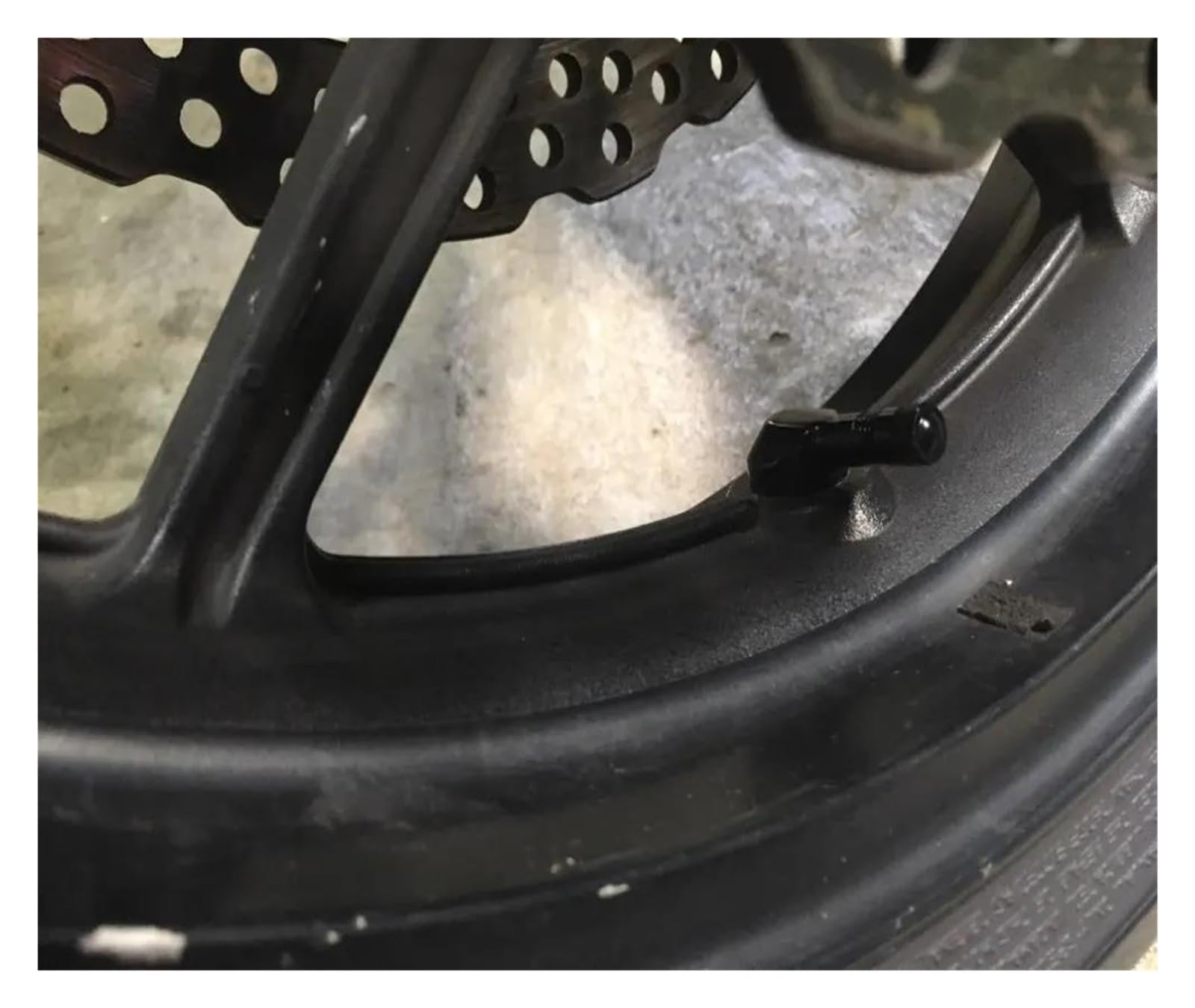 Amazon | バイク用 タイヤバルブ For YZF R1 R1M R3 R6 R7 R25 R125