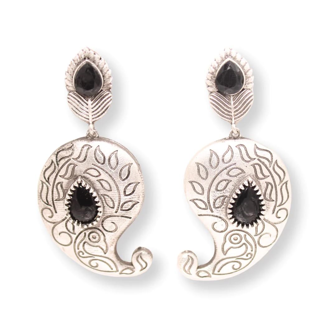 NavraeeSILVER LOOK ALIKE KUNJ KALI EARRING-BLACK