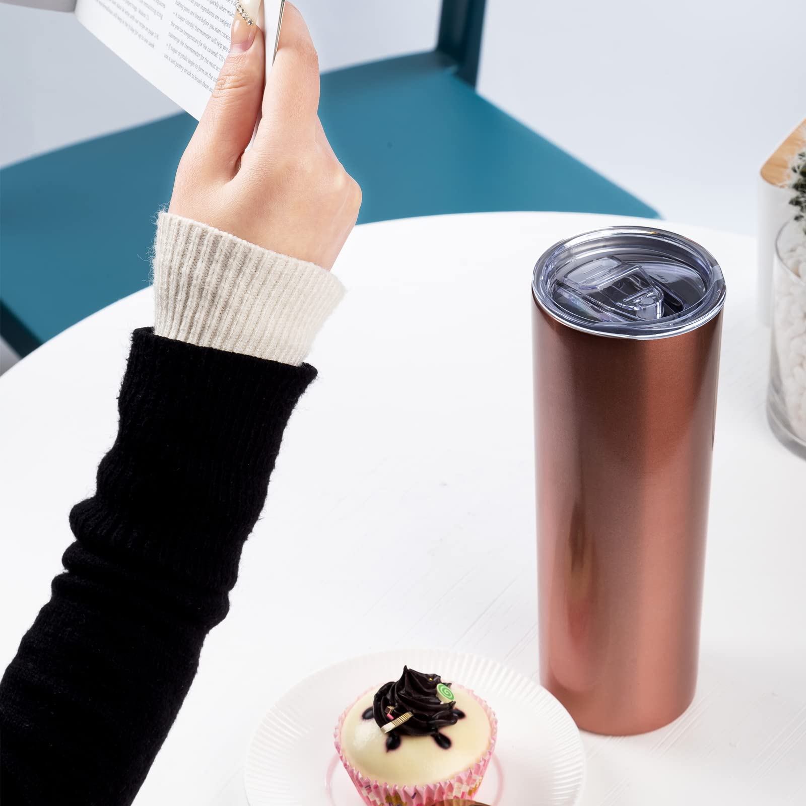 Skinny Reisebecher, 590 ml, 4 Stück, Edelstahl, schmale Trinkgläser mit Deckel, Strohhalm, doppelwandig, isoliert, schmal, für Kaffee, Wasser, Tee, Roségold