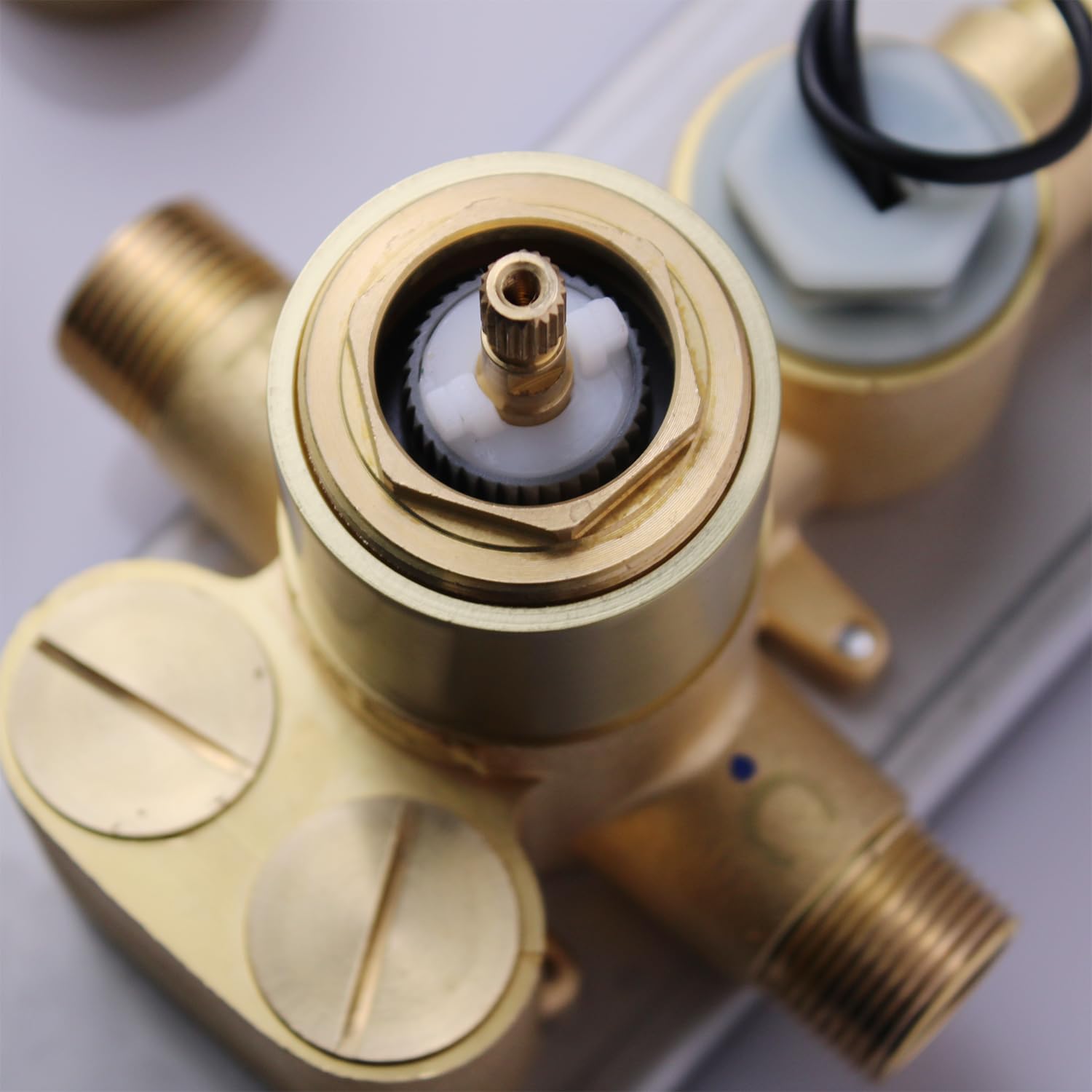 HONGTONGSOWER 2 Function Temperature Display Shower Mixer Valve 2 Way Push-Button Shower Diverter with Independent Volume Control (Brushed Gold)