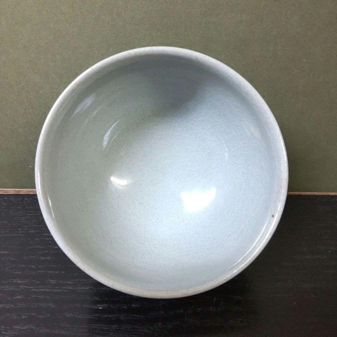 中国 龍泉窯 青磁人形手 刻寿字蓮弁文碗 V 8827 青磁蓮弁文碗