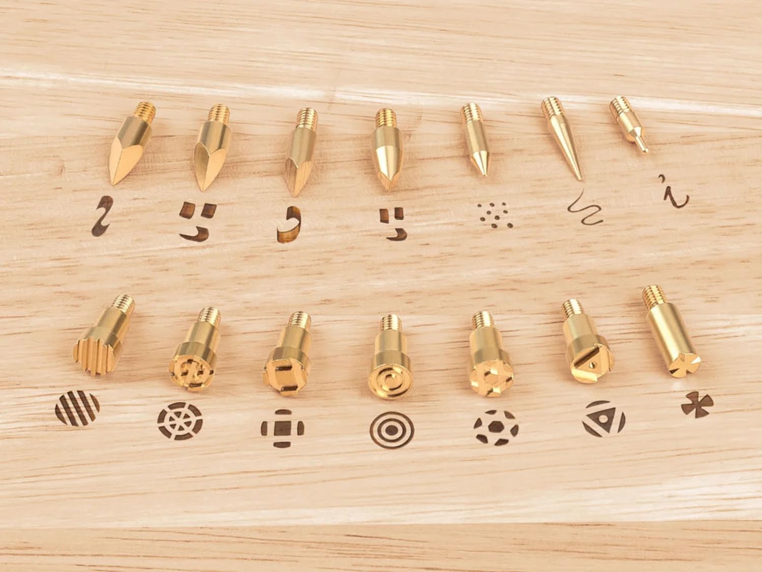 Juego de soldadores para marcaje por quemado Parkside PBMK 30, incluye accesorios, 16 piezas