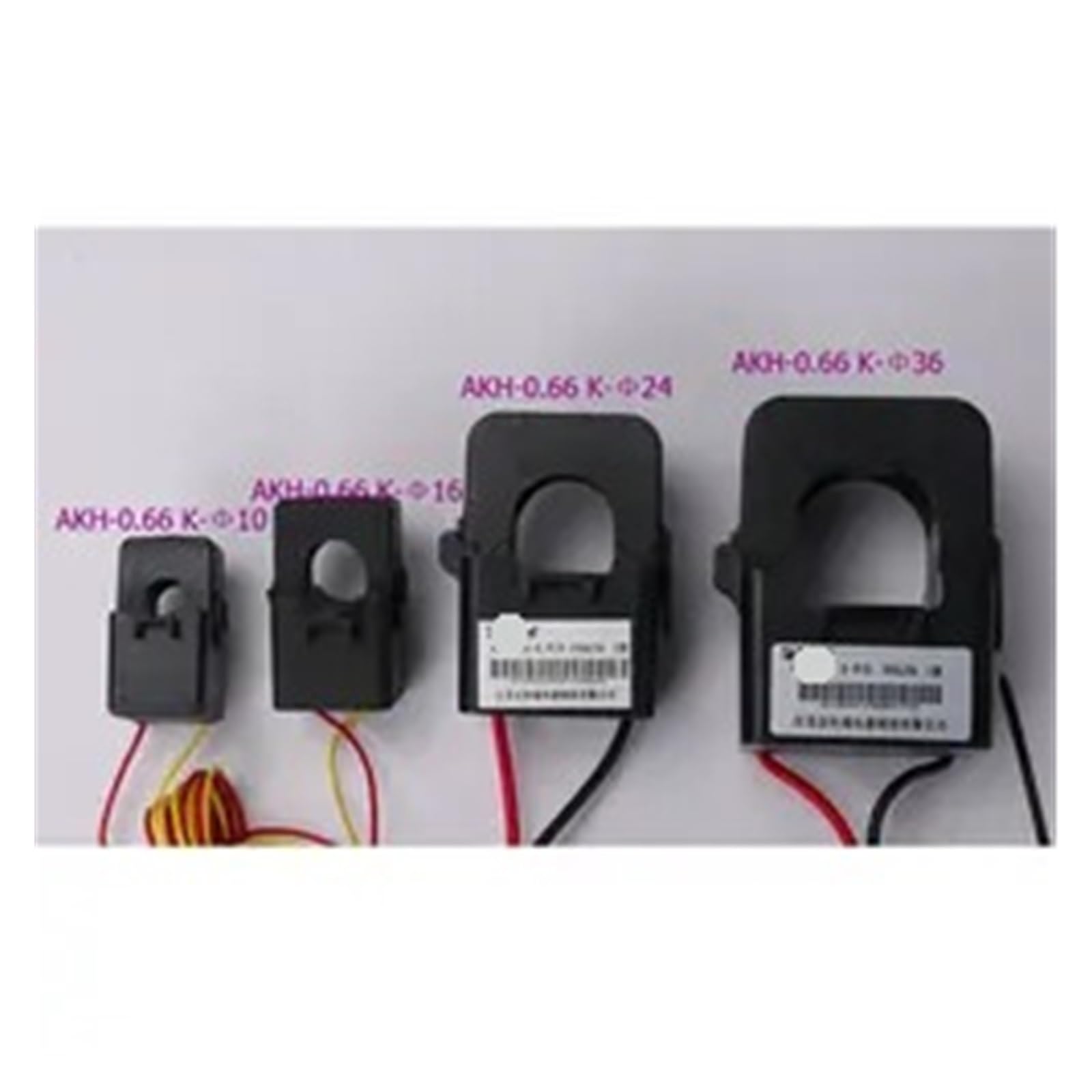 16 Trasformatore di corrente a nucleo apribile 40-100 A/20 mA 0,66 kV