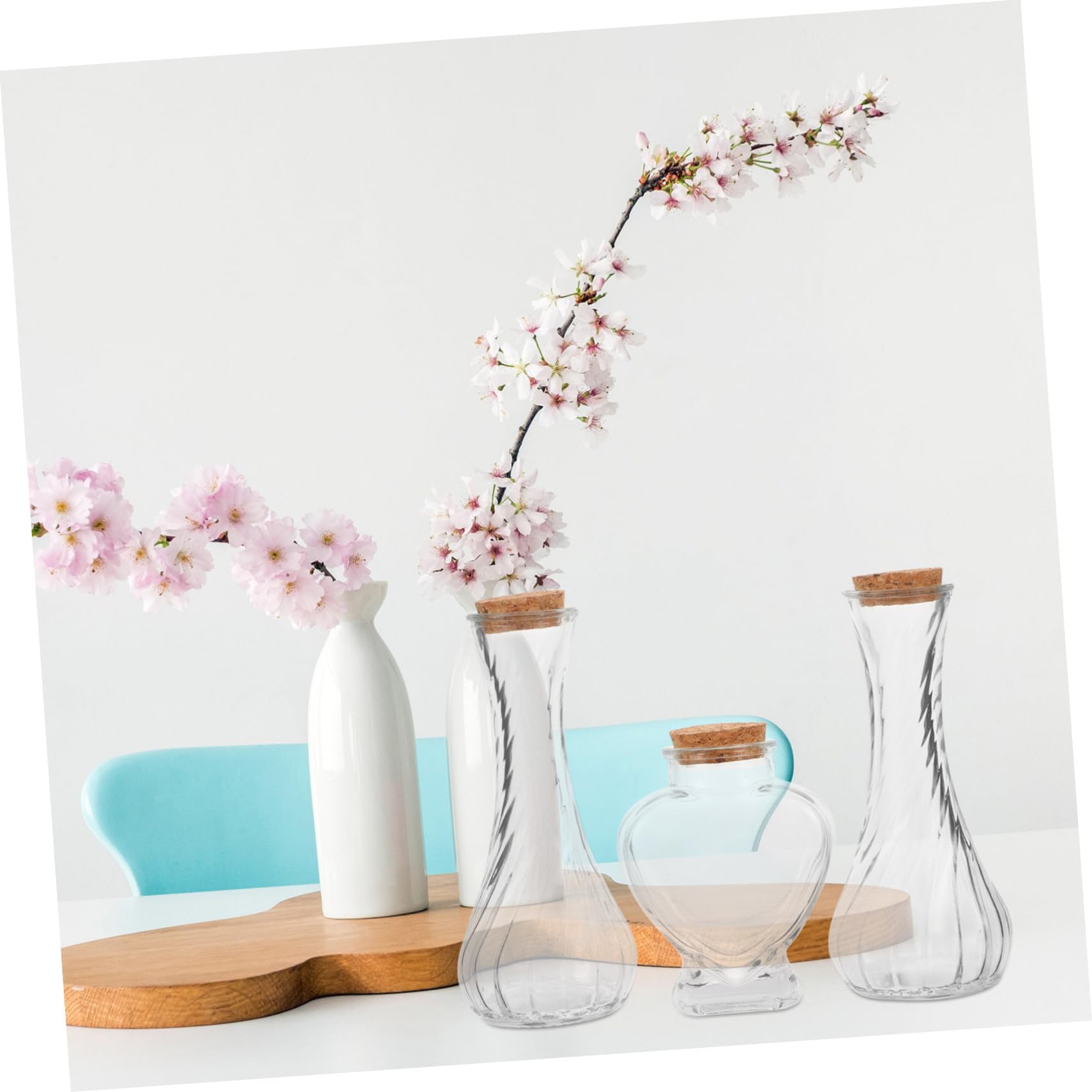 ユニーク な形状のガラス製 花瓶 花器 サンドアート ②です。