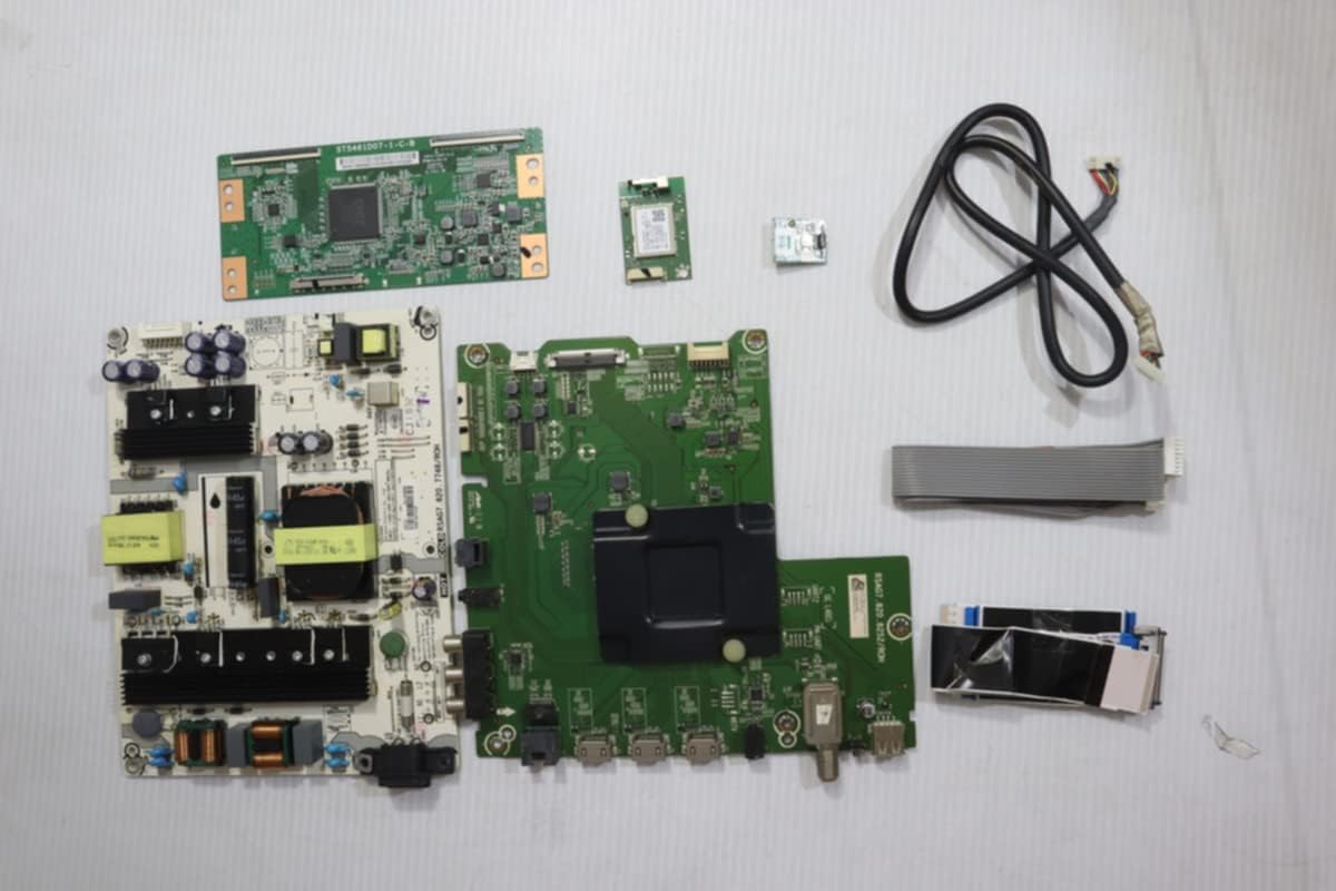 Television Repair Kit for Hisense 55R6000E with TV Main
