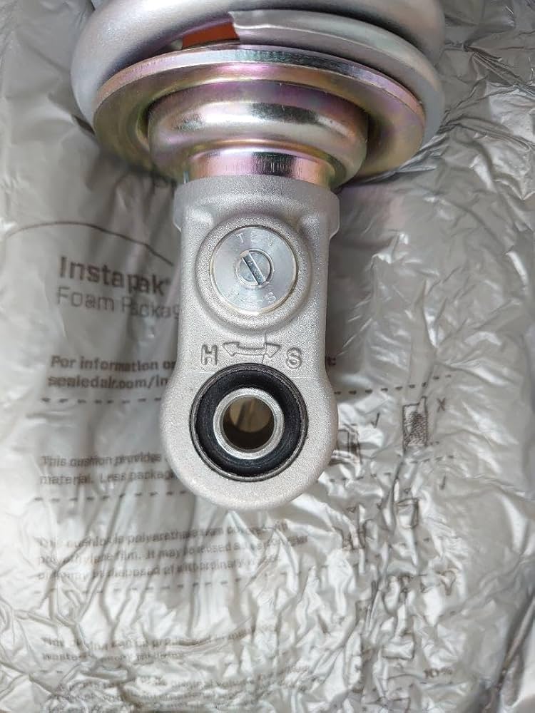 XSR900純正リヤサスペンション XSR900純正リアサスペンション - メルカリ