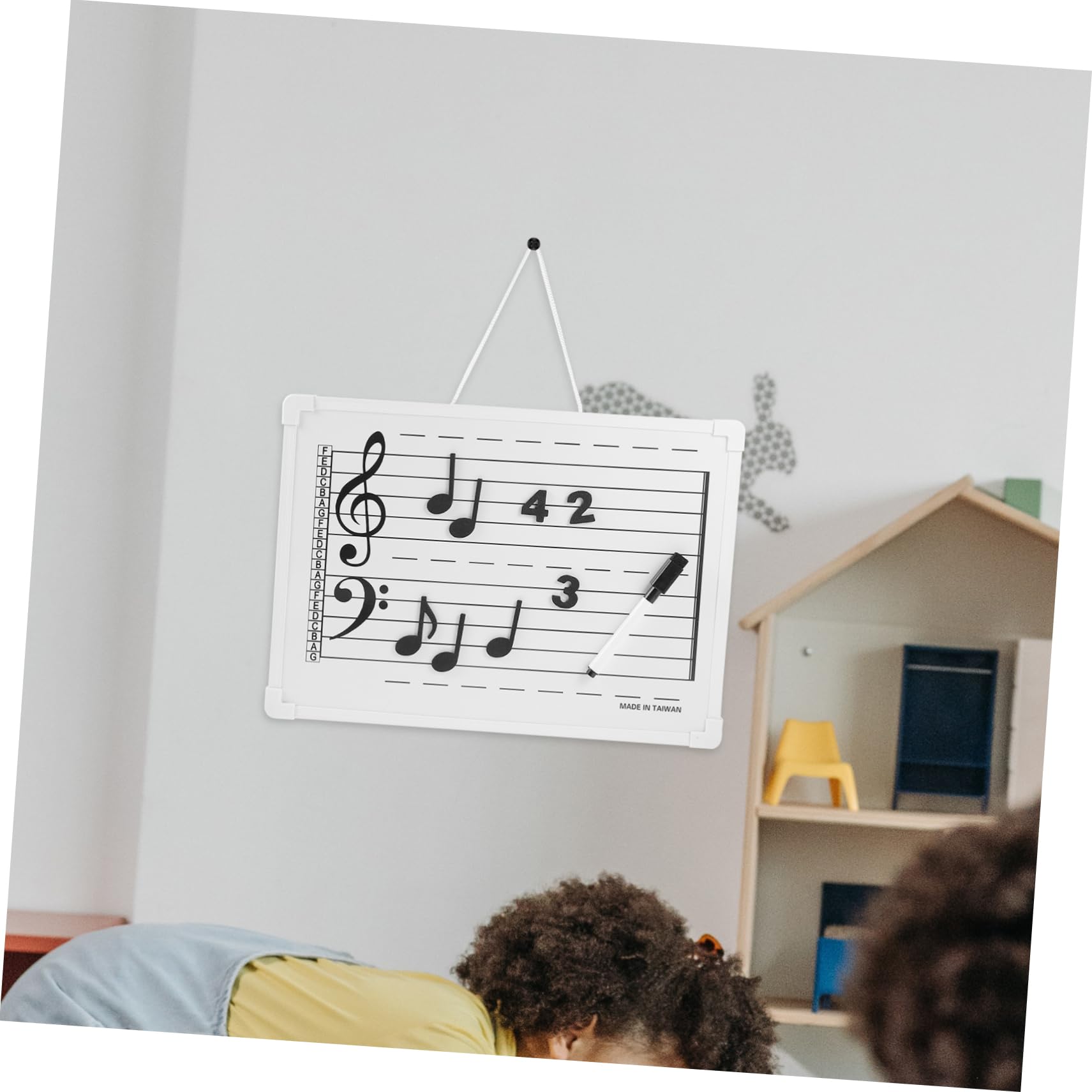 PLAFOPE Abwischbares Whiteboard aus Kunststoff mit Magnetischen Notenaufklebern Leichte Lerntafel für Schule und Zuhause für Anfänger zum Musikunterricht