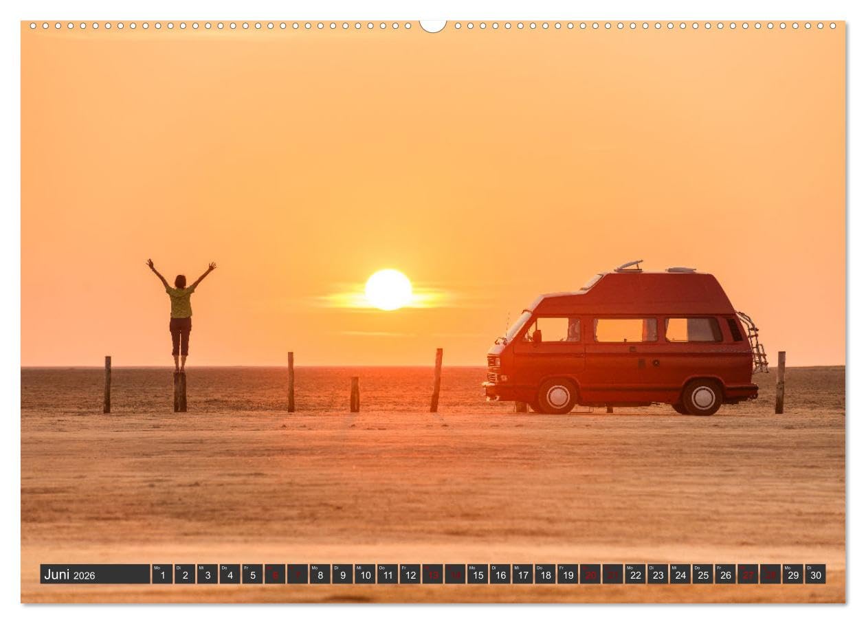 Vanlife - Glücklich auf vier Rädern (hochwertiger Premium Wandkalender 2026 DIN A2 quer), Kunstdruck in Hochglanz: Leben und Reisen im Wohnmobil (CALVENDO Orte)
