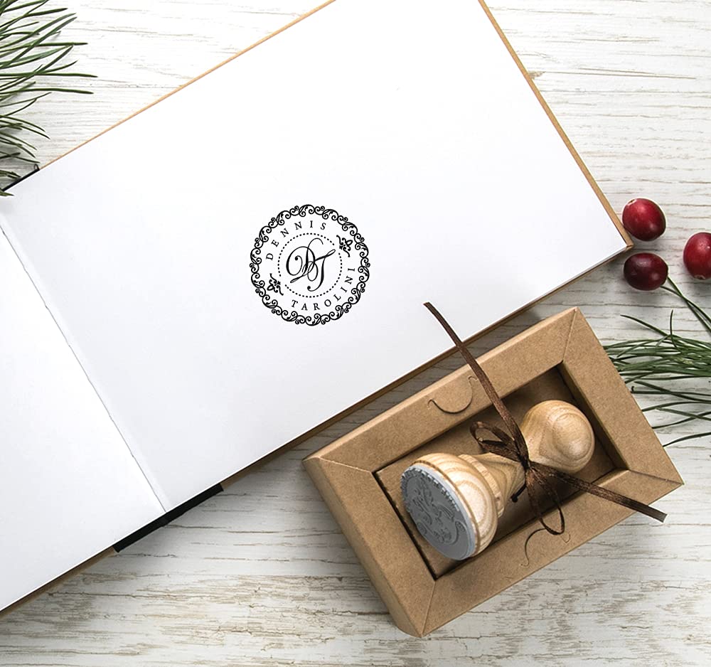 Personalisierter Stempel Initialen 2 Buchstaben, Stempel Individueller Text Name Monogramm, Holz Rund 37 mm, Einzigartige Kraft Geschenkbox