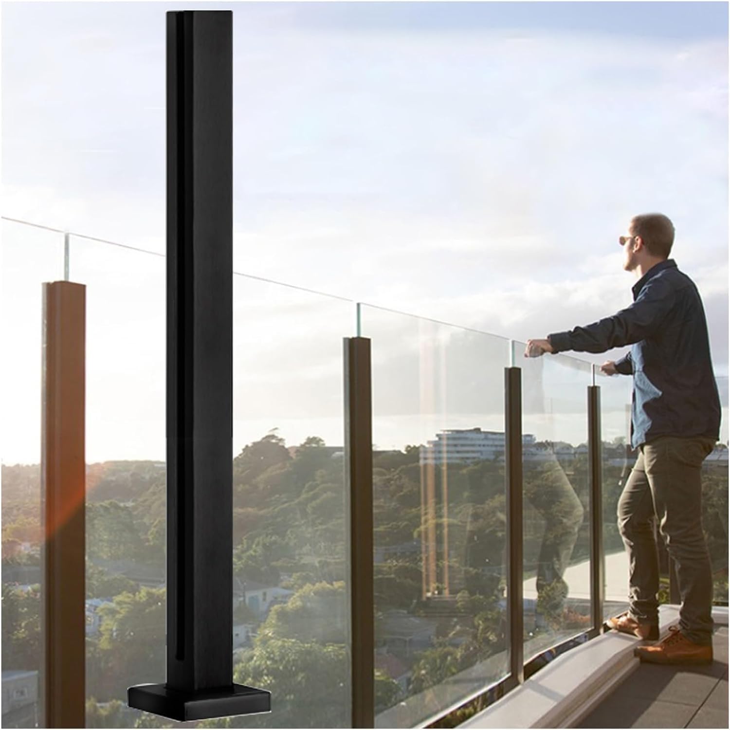 Pince de balustrade en verre pour sublimer la vue de votre terrasse