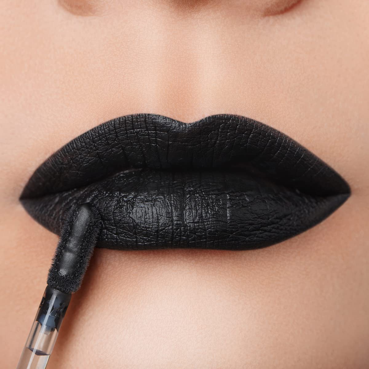 Oulac Matte Liquid Dark Red Lipstick for Women, Long Lasting Lip Stain, Waterproof Highly Pigmented Creamy Formula Lipstick with Vitamin E, Vegan, 4.5ml (M18) — view 143