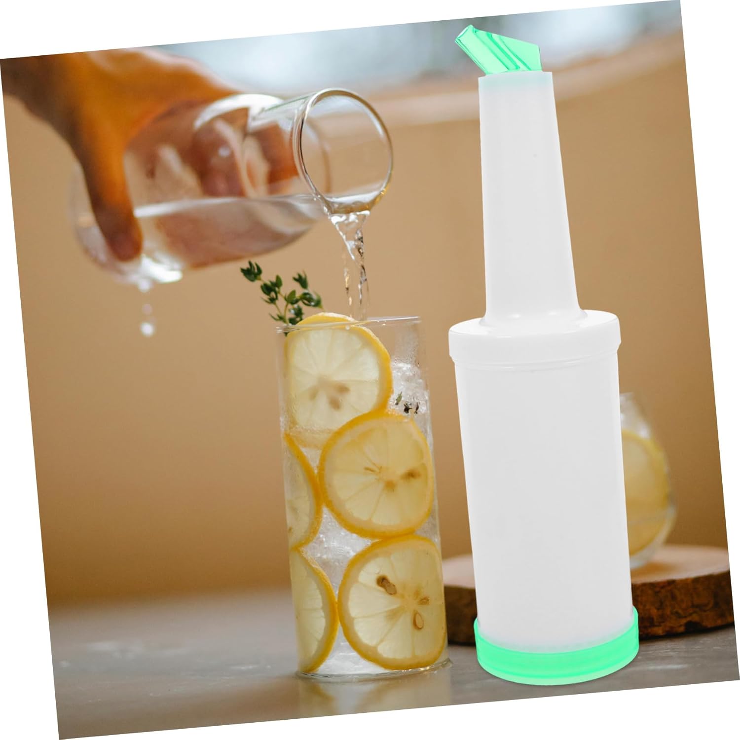 6pcs Plastic Fruit Juice Containers Wide Spout Liquor Pour Bottles for Bartending Bar Home Leakproof Easy to Clean
