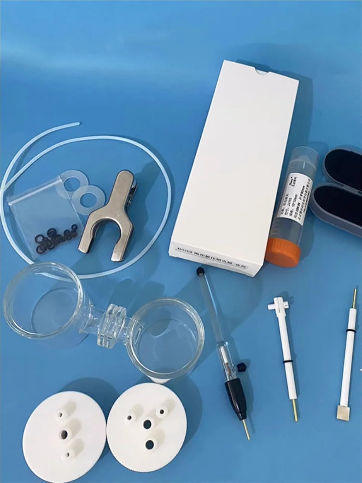 Electrochemical Three-Electrode System: one Set of H-Type Sealed electrolytic Cell+Three electrodes(300ml)