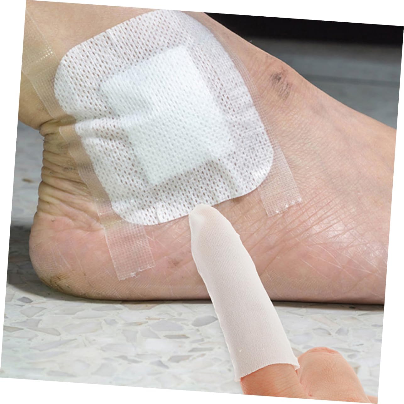 200pcs Protective Finger Sleeves Cut Finger Cots Breathable for Knife Safety Injury Prevention
