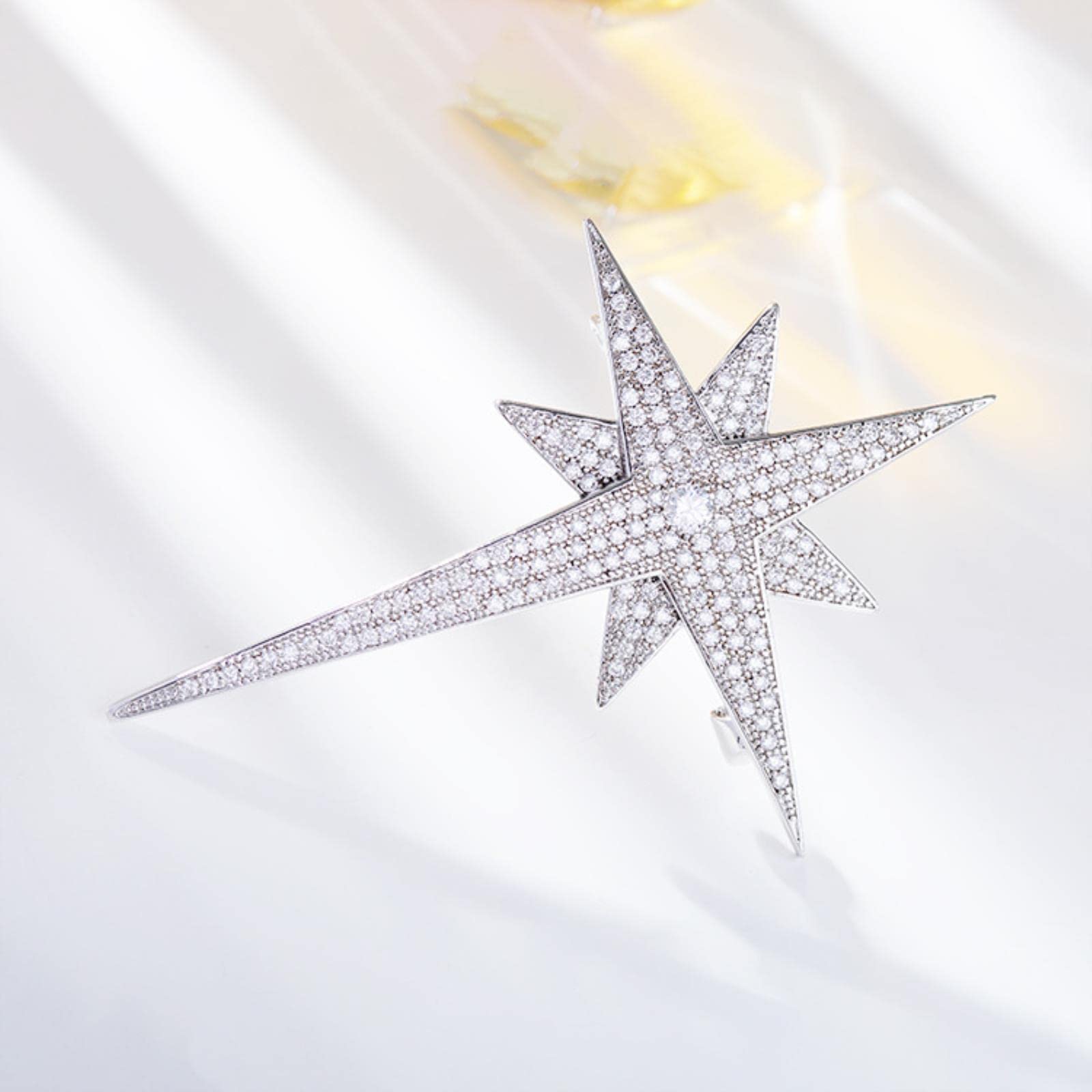 Broche de Estrella de anís de Lujo para Hombre con microincrustaciones de circón, Abrigo de Tendencia Creativo para Hombres y Mujeres Que combina con Todo