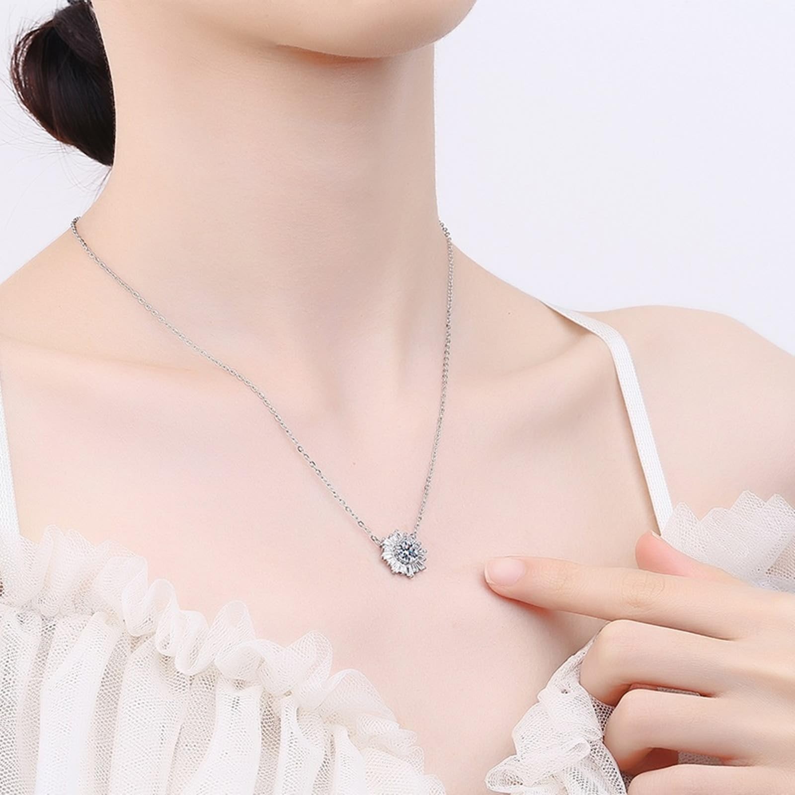 Daesar Naszyjniki damskie białe złoto 750 18K prawdziwe wisiorki naszyjnik damski słonecznik klasyczny diamentowy syntetyczny biały złoto, długość 45 cm